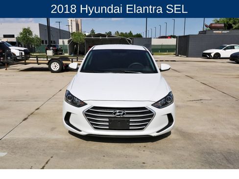 Used 2018 Hyundai Elantra SEL FWD image 2