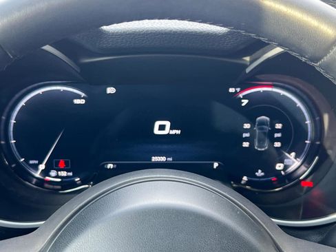 Used 2024 Alfa Romeo Stelvio Ti AWD/4WD image 17