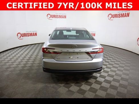 Used 2025 Toyota Camry LE image 9