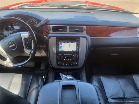 Used 2011 GMC Sierra 2500 SLT w/ SLT Convenience Package AWD/4WD image 27