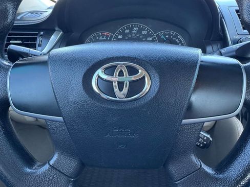 Used 2012 Toyota Camry L 4dr Sedan image 23