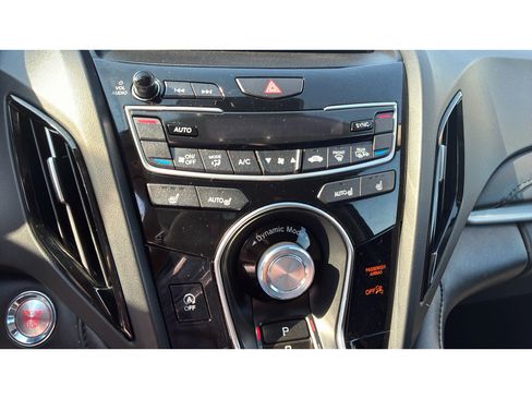 Used 2024 Acura RDX SH-AWD image 20