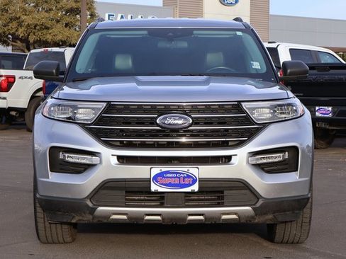 Certified 2022 Ford Explorer XLT w/ Equipment Group 202A image 10