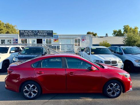 Used 2021 Kia Forte LXS FWD image 9