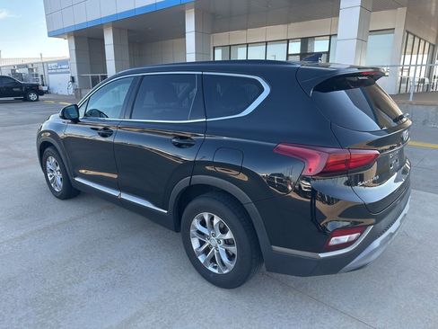 Used 2019 Hyundai Santa Fe SEL FWD image 28