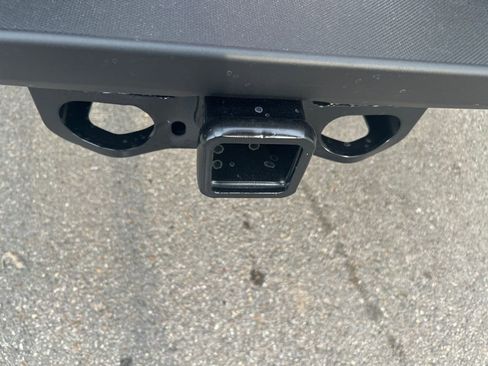 New 2026 Ford F250 XLT w/ FX4 Off-Road Package image 11