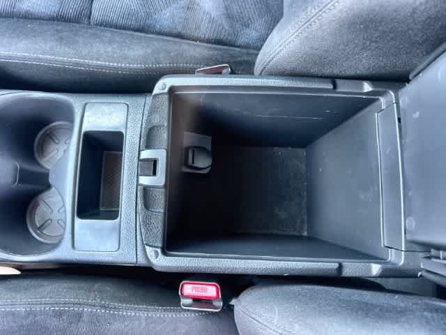 Used 2016 Nissan Rogue S FWD image 27