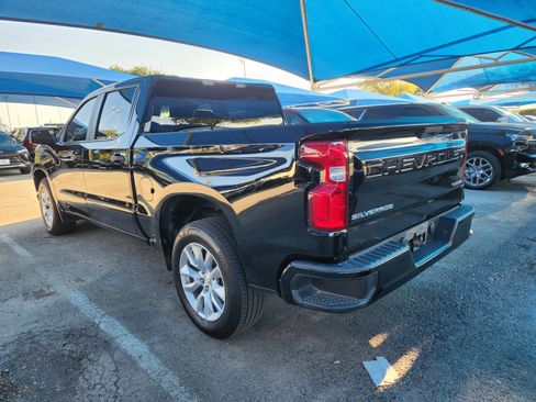 Used 2019 Chevrolet Silverado 1500 Custom w/ Infotainment Package RWD image 3