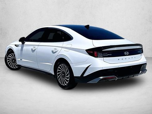 Used 2024 Hyundai Sonata Limited FWD image 13