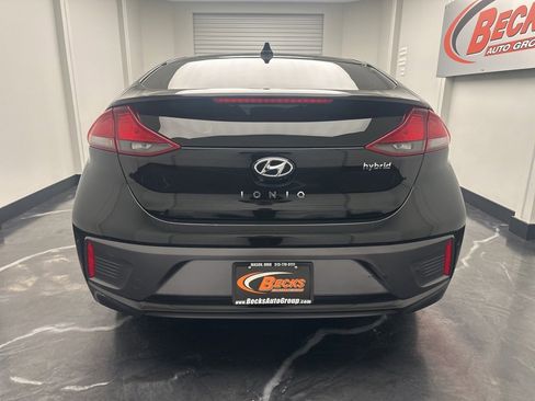Used 2022 Hyundai Ioniq SE image 25