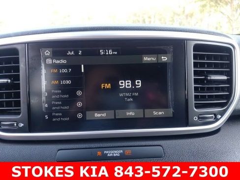 Used 2020 Kia Sportage LX AWD/4WD image 16