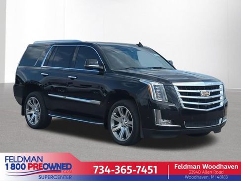 Used 2017 Cadillac Escalade Luxury AWD/4WD image 1