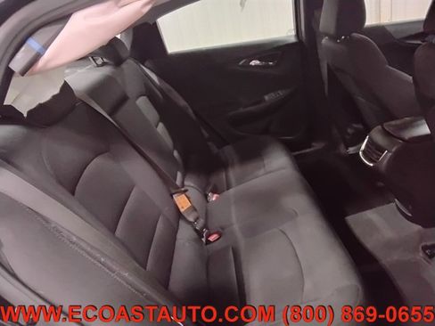 Used 2024 Chevrolet Malibu LT image 15