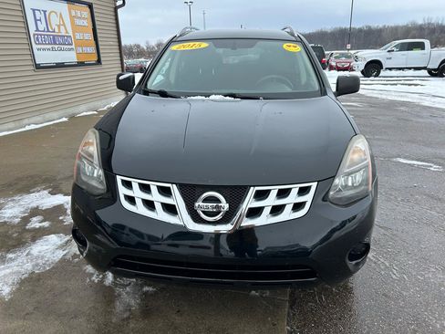 Used 2015 Nissan Rogue S w/ Convenience Package image 2