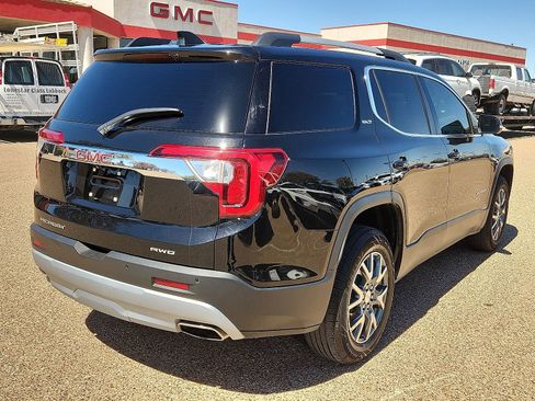 Used 2023 GMC Acadia SLT image 4