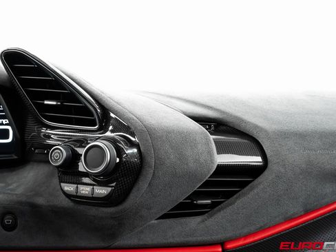 Used 2020 Ferrari 488 Pista Coupe image 38