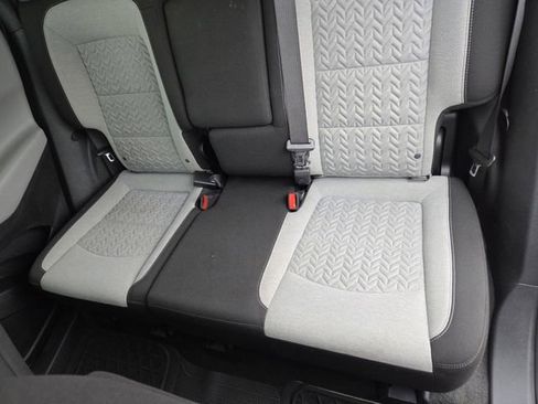 Used 2023 Chevrolet Equinox LT image 25