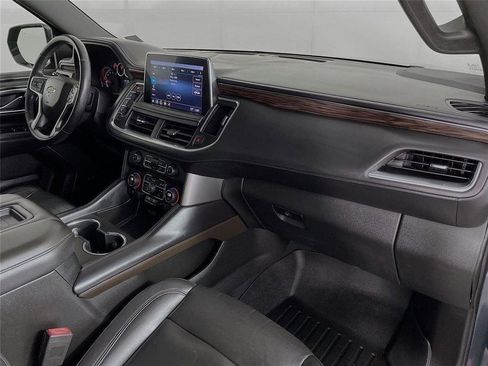 Used 2021 Chevrolet Tahoe LT w/ LT Signature Package image 34