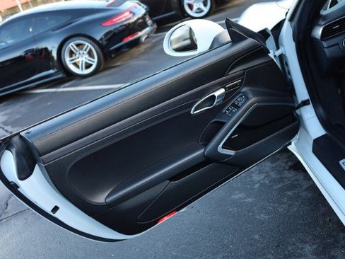 Used 2015 Porsche 911 Carrera GTS image 22