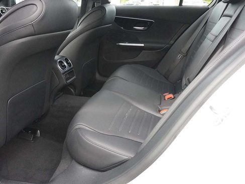 Used 2023 Mercedes-Benz C 300 4MATIC Sedan image 33