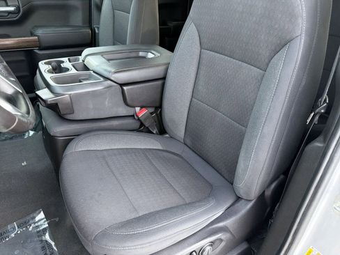 Used 2020 Chevrolet Silverado 1500 LT w/ All-Star Edition image 17