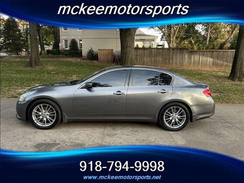 Used 2012 INFINITI G37 Journey w/ Premium Pkg image 1