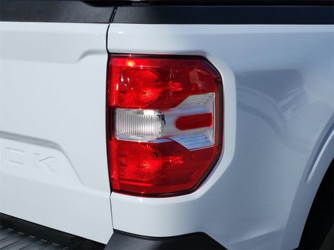 Used 2024 Ford Maverick XLT image 8