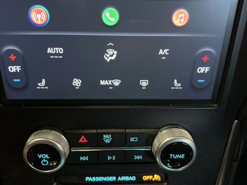 Used 2022 Ford Edge ST w/ Cargo Accessory Package AWD/4WD image 17