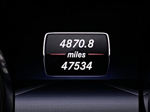 Used 2014 Mercedes-Benz SLK 250 image 17