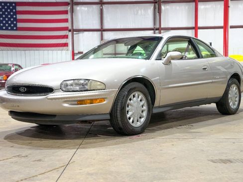 Used 1996 Buick Riviera Supercharged Coupe FWD image 1