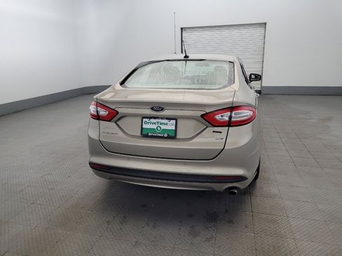 Used 2016 Ford Fusion SE image 7