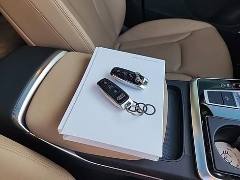 Used 2023 Audi Q7 2.0T Premium Plus w/ Premium Plus Package image 13