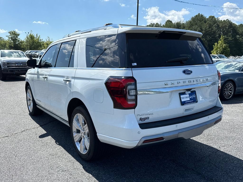 Used 2023 Ford Expedition Platinum RWD image 5
