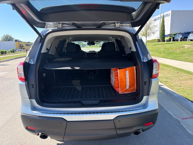 Used 2024 Subaru Ascent Limited AWD/4WD image 9