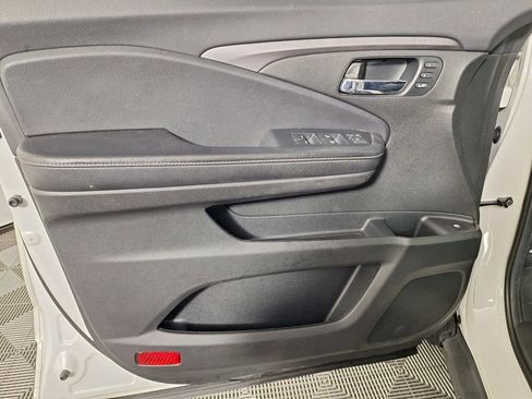 Used 2023 Honda Ridgeline RTL image 32