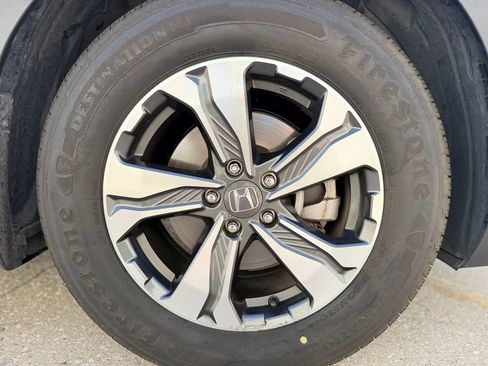 Used 2020 Honda CR-V LX image 12