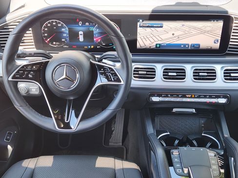 Certified 2025 Mercedes-Benz GLS 450 4MATIC image 20