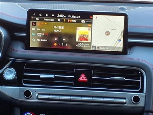 Used 2025 Genesis G70 3.3T Advanced image 11