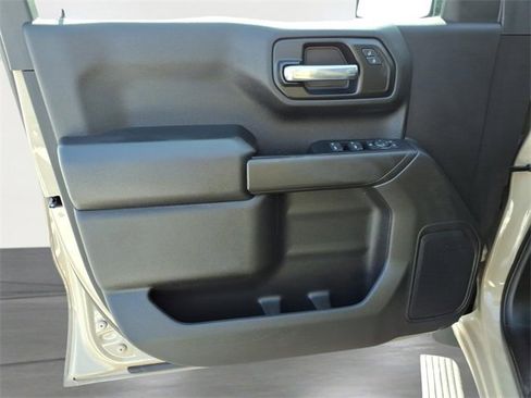 Used 2022 Chevrolet Silverado 1500 Custom Trail Boss image 17