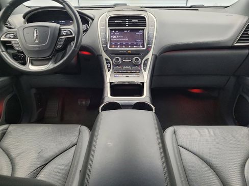 Used 2019 Lincoln Nautilus Reserve AWD/4WD image 22