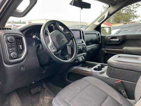 Used 2019 Chevrolet Silverado 1500 LT Trail Boss image 9