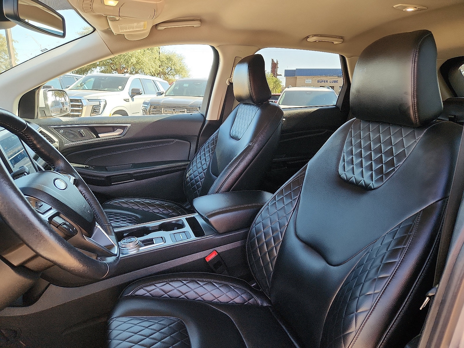 Used 2023 Ford Edge Titanium AWD/4WD image 15