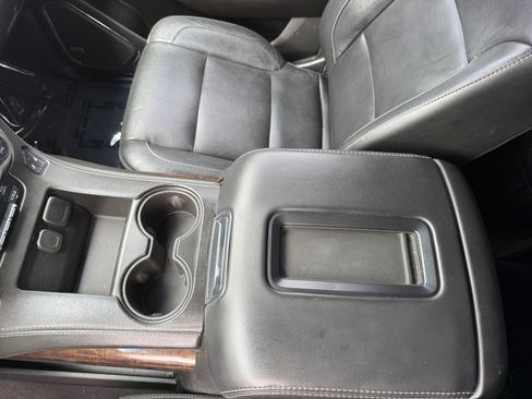 Used 2020 Chevrolet Tahoe LT AWD/4WD image 14