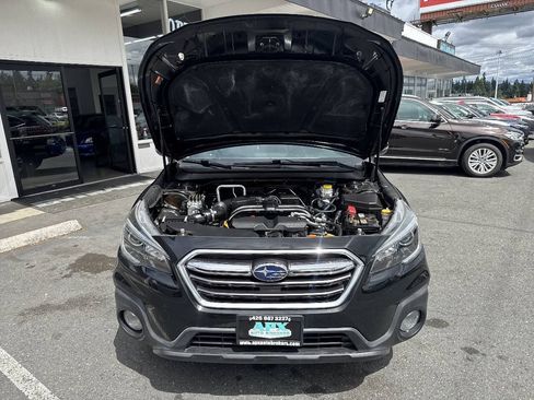 Used 2018 Subaru Outback 2.5i Limited w/ Popular Package #2 AWD/4WD image 13