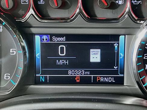 Used 2019 Chevrolet Tahoe LT w/ LT Signature Package AWD/4WD image 10