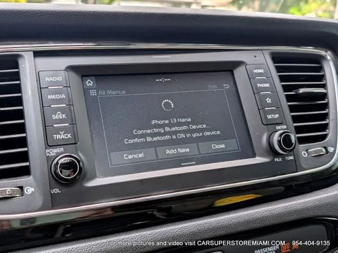 Used 2021 Kia Sedona EX w/ EX Premium Package image 52