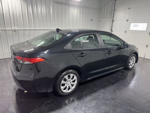 Used 2024 Toyota Corolla LE image 3