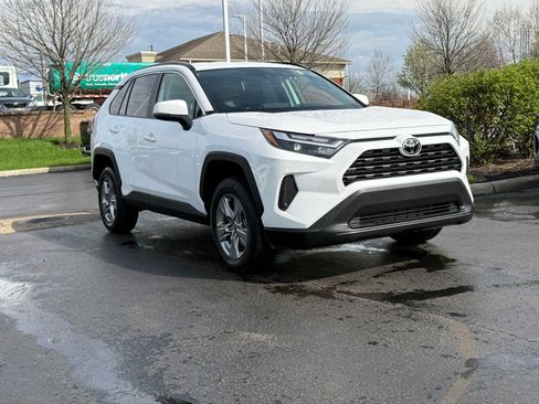 Certified 2025 Toyota RAV4 XLE AWD/4WD image 3