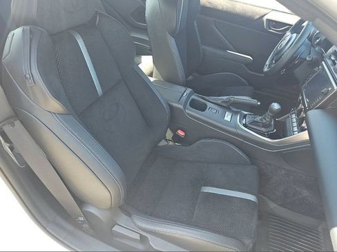 Used 2023 Toyota GR86 Premium w/ ALL Weather Mat Package (TMS) RWD image 5