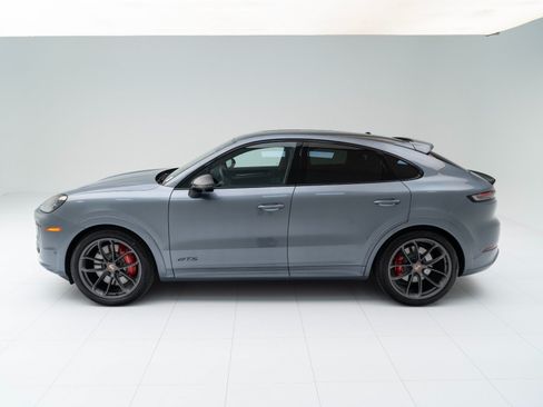 Certified 2026 Porsche Cayenne GTS AWD/4WD image 2